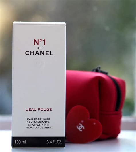 chanel leau rouge|N°1 de Chanel L'Eau Rouge Chanel for women .